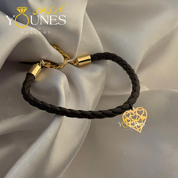 تصویر دوم دستبند چرم قلب قلبی طلا